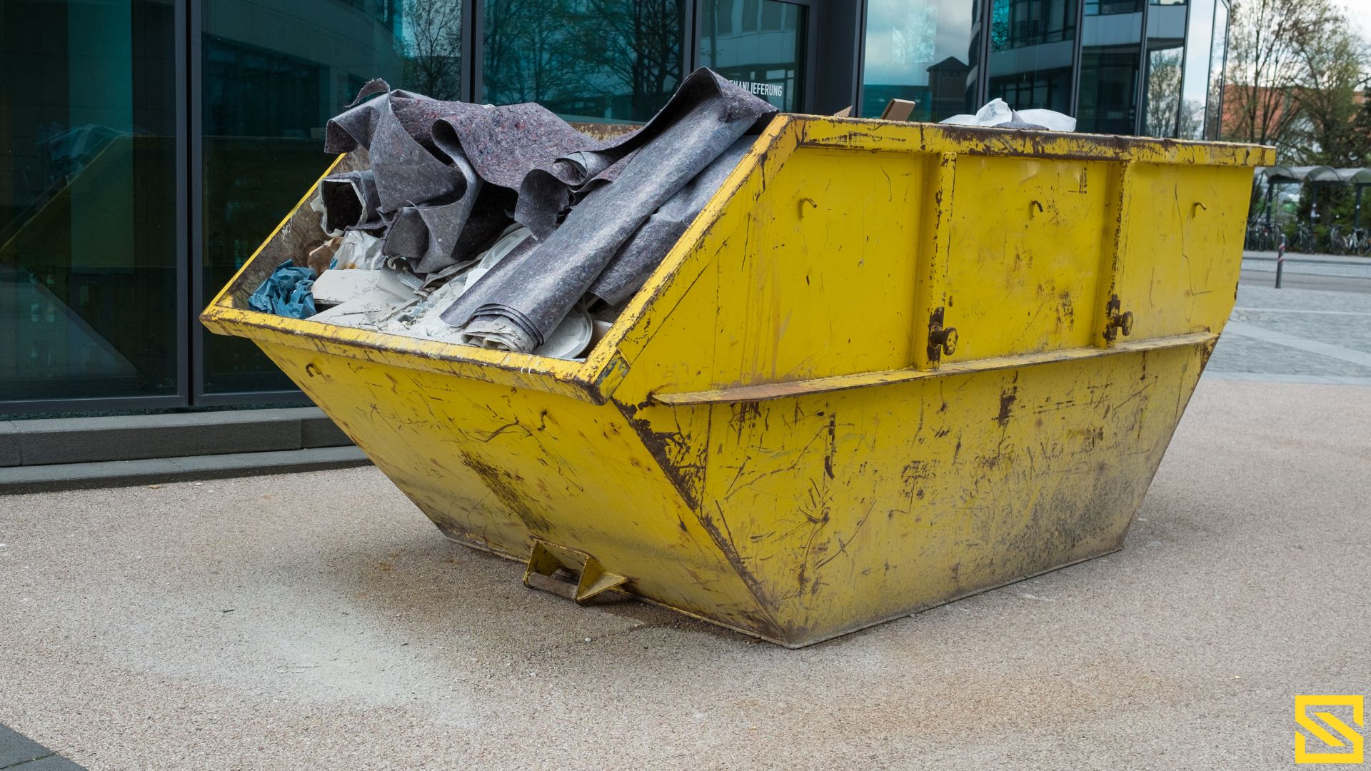 Containerdienst in Nürnberg – Containerdienst – Bauschuttcontainer vor Ort
